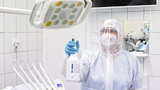 Tetőzés után: a magyar járványstatisztika eddig igazolja a prognózist