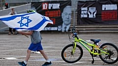 İsrail Yüksek mahkemesi'nden Netanyahu-Ganz koalisyonuna yeşil ışık