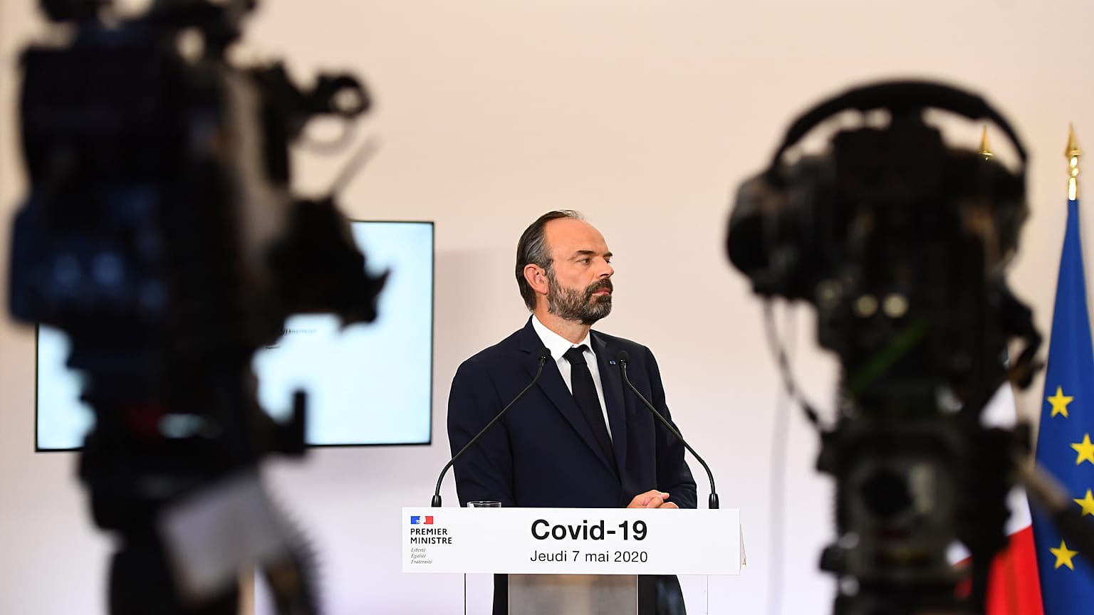 Frankreichs Regierungschef Edouard Philippe stellt die Pläne der Regierung vor. May 7, 2020 (Photo: CHRISTOPHE ARCHAMBAULT / POOL / AFP)