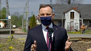 Польша: выборы по почте, но позднее