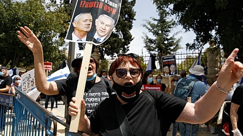Политический кризис в Израиле преодолен, но протесты продолжаются