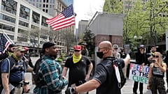 "Massenmedien lügen": Anti-Lockdown-Protest in Washington