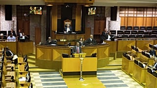 بث مواد إباحية خلال جلسة لبرلمان جنوب إفريقيا 