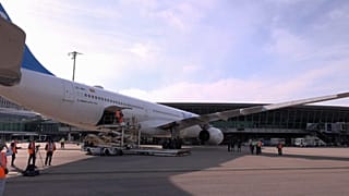 Covid-19: la solidarietà a ostacoli accelera l'emergenza in Africa
