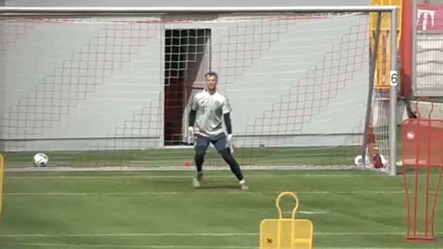 FIFA: öt csere lehet egy meccsen 