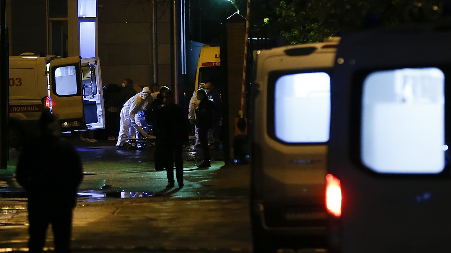 Rusya'nın başkenti Moskova'da, Covid-19 hastalarının tedavi gördüğü hastanede çıkan yangında bir kişi hayatını kaybetti