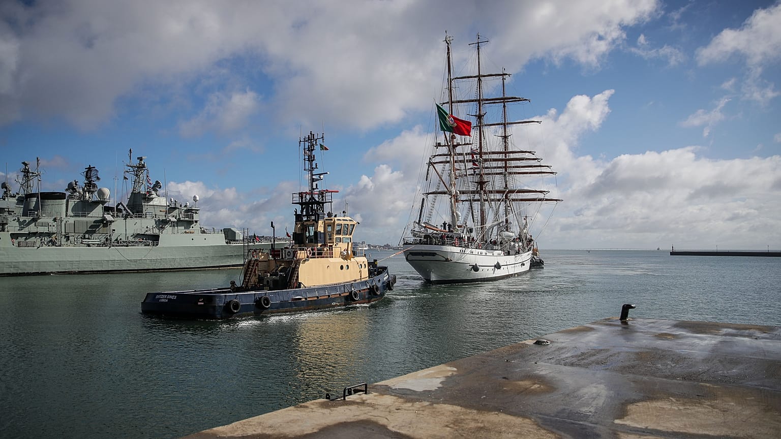 Chegada do Navio-Escola Sagres