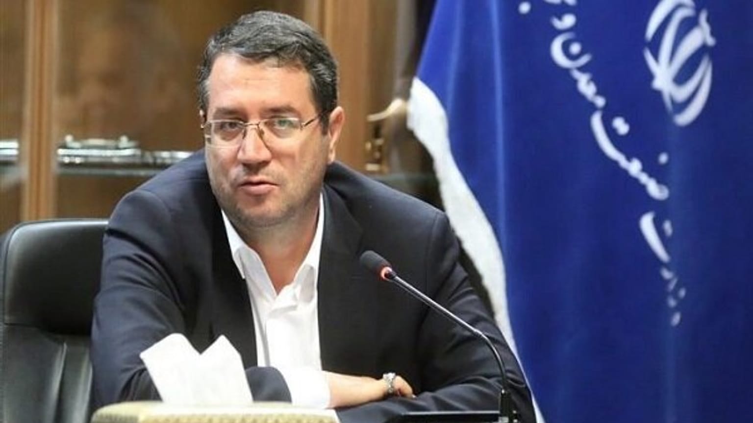 روحانی وزیر صمت را برکنار کرد
