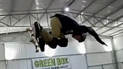Brasileiro de 11 anos já é lenda no skate