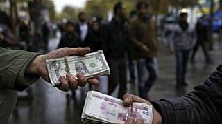 ادامه رکوردشکنی سکه طلا و دلار؛ چرا شتاب رشد قیمت‌ها افزایش یافت؟