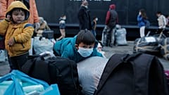 ΠΕΙΡΑΙΑΣ ΑΦΙΞΗ ΠΡΟΣΦΥΓΩΝ ΚΑΙ ΜΕΤΑΝΑΣΤΩΝ