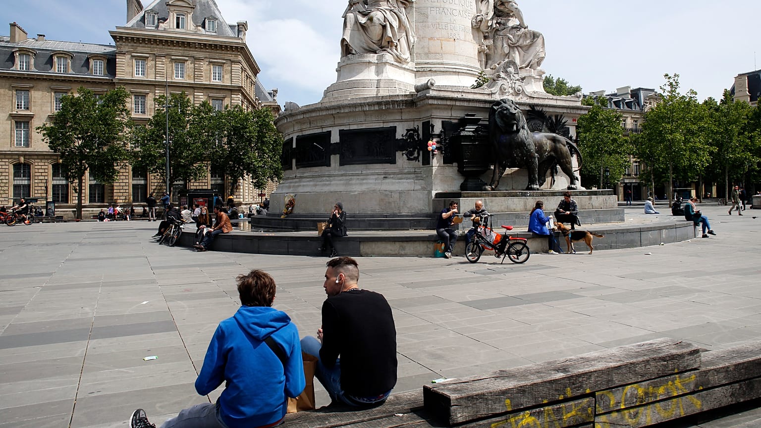 Virus Outbreak France