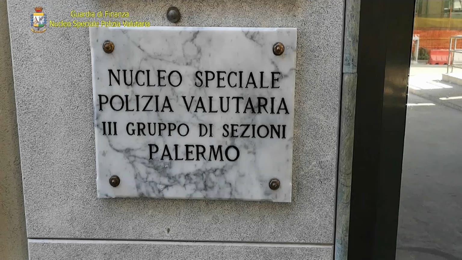 Lefejeztek két palermói klánt Milánóban