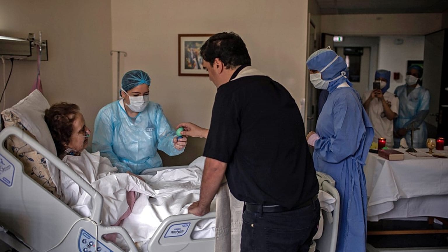Önlemlerin gevşetildiği Lübnan'da vakalar arttı: 4 gün sokağa çıkma yasağı getirildi