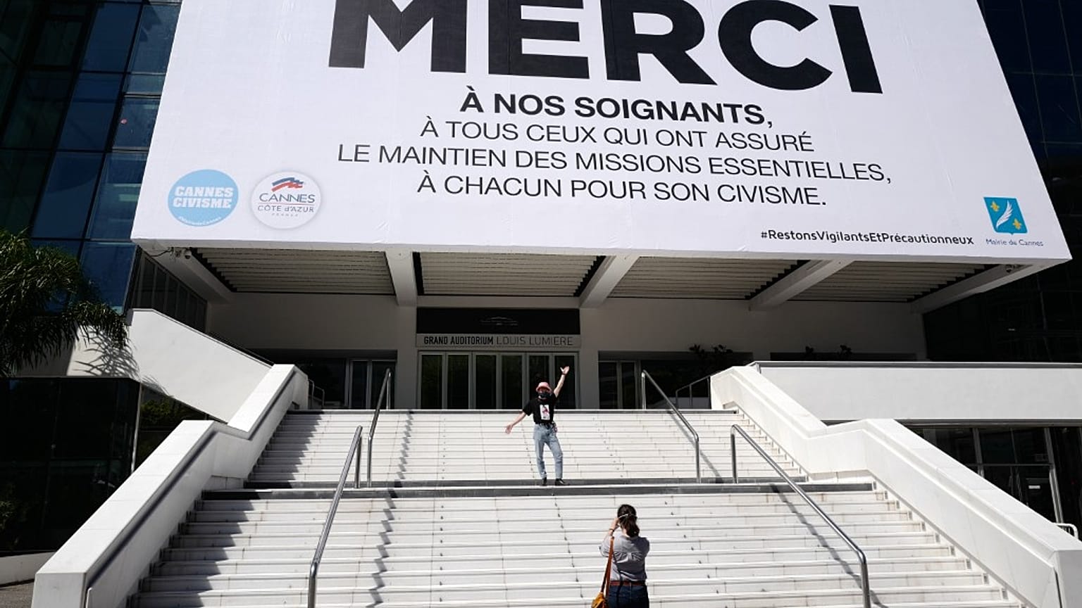 A szokásos csillogás helyett üresek Cannes utcái