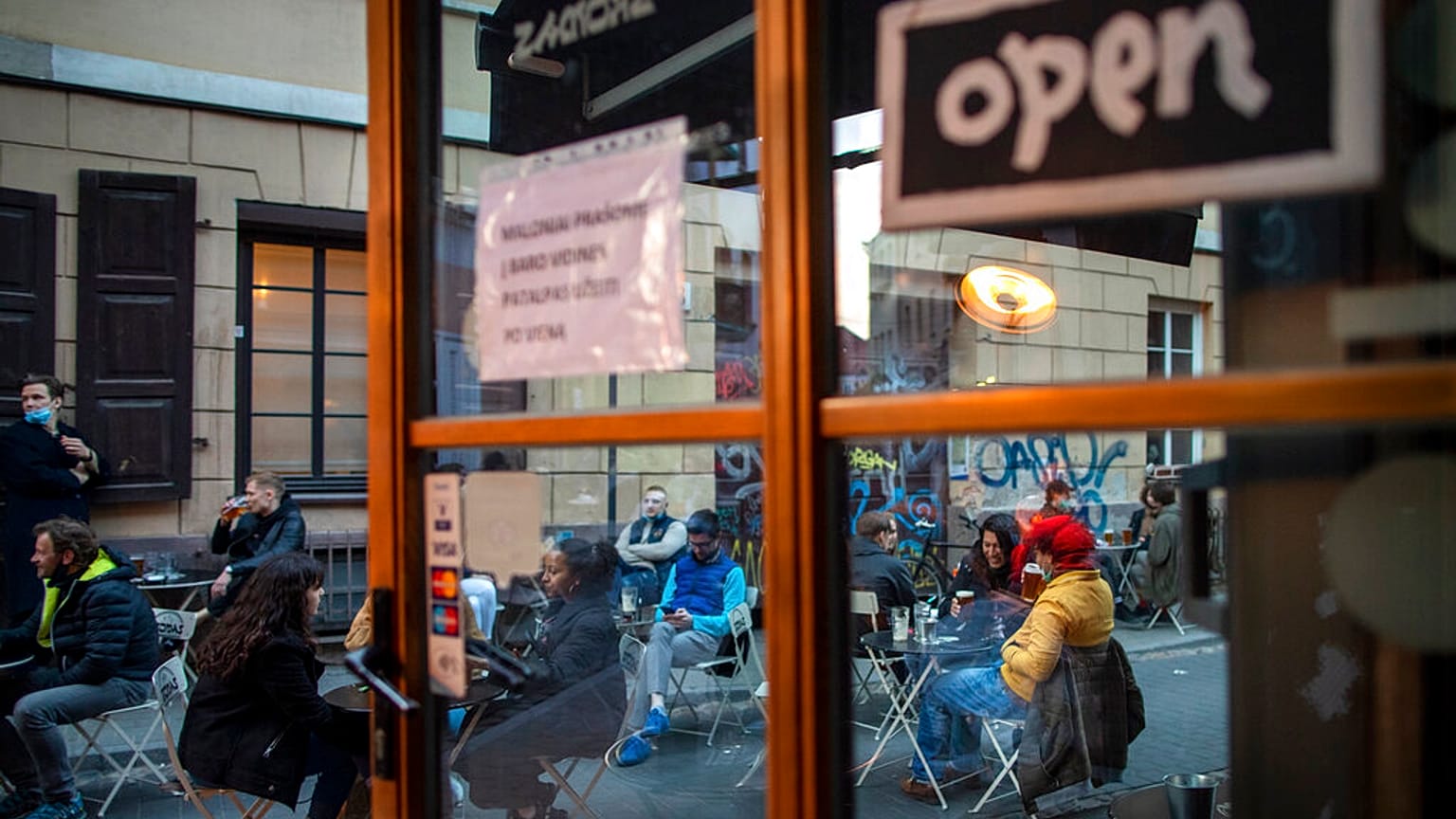 Coronavirus lockdown: Latvia, Lithuania and Estonia re-open borders to each other