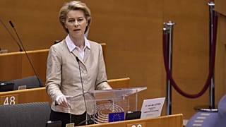Covid-19, Von der Leyen: "Per la ripresa ci vorrà tempo". E Michel propone un "piano De Gasperi"