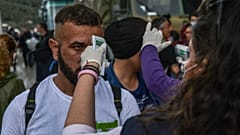 اليونان: إصابة مهاجرين إثنين وصلا مؤخرا إلى جزيرة ليسبوس بكوفيد-19