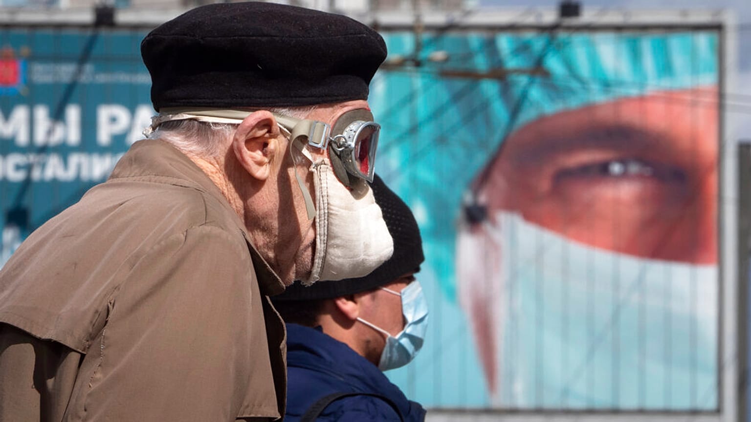 Seit Dienstag ist das Tragen von Gesichtsmasken und Handschuhen im öffentlichen Raum in Russland Pflicht.