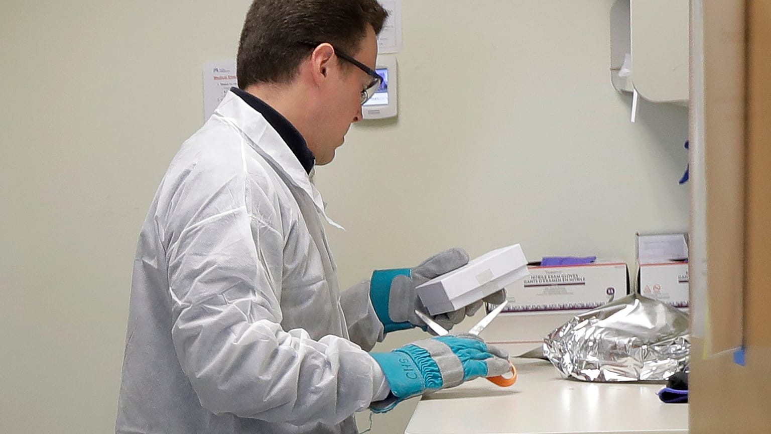 Indignación en Francia ante el oportunismo de Sanofi