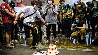 Centenares de detenidos en la reactivación de las protestas en Hong Kong