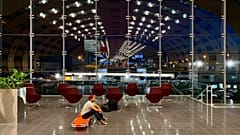 Mark Gonzales all'aeroporto Charles de Gaulle di Parigi