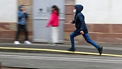 Virus Outbreak France