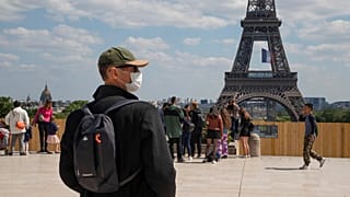 As margens do Sena e dos canais parisienses são os novos pontos de encontro