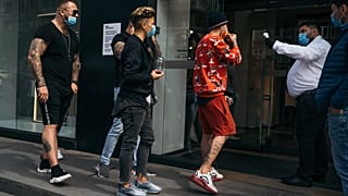 Mehr Freiheit für Slowenen und Rumänen - Badeverbot in Portugal