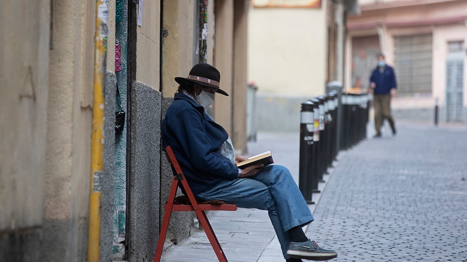 Spagna, di nuovo sotto le 100 vittime quotidiane