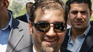 رامي مخلوف مشاركاً في احتفال أقيم بمناسبة الذكرى ��لعاشرة لتسلم الأسد السلطة في دمشق في عام 2010 (أرشيف) 