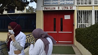 فصل مدير مستشفى في الجزائر والسبب.. رفض إجازة طبيبة حامل بشهرها الثامن فقضت بوباء كورونا