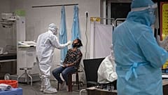 APTOPIX Virus Outbreak India