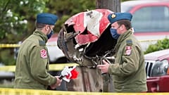 Jet stürzt in Vorgarten