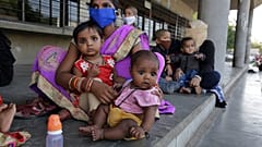 India extiende el confinamiento ante nuevos brotes de coronavirus 