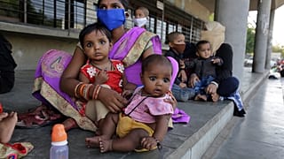 India extiende el confinamiento ante nuevos brotes de coronavirus