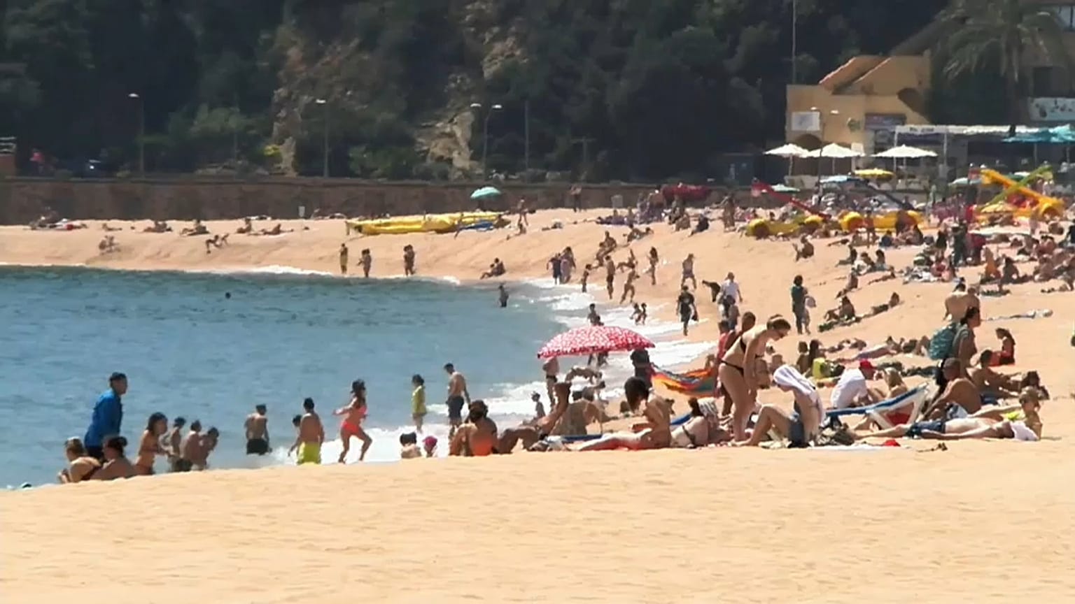 Europas Strandorte drängen auf Wiederöffnung