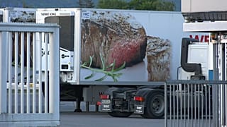 Corona-Ausbruch in Schlachthof: Wohin mit 2000 Tonnen Fleisch?