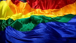 پرچم «دگرباشان جنسی» بر روابط عراق و اتحادیه اروپا سایه انداخت