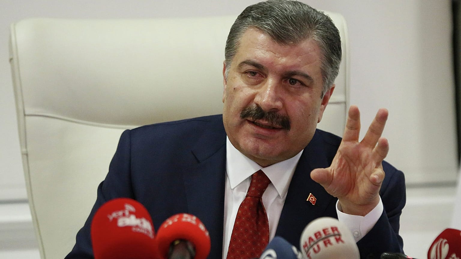 Sağlık Bakanı Fahrettin Koca