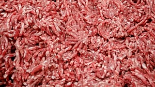 Новые очаги заражения на мясокомбинатах в ФРГ