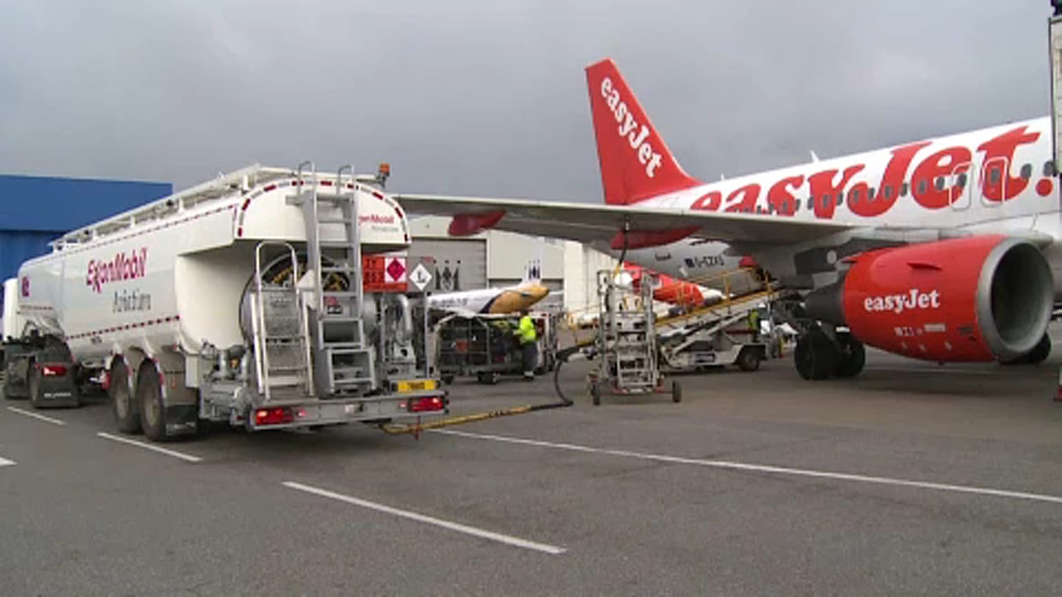 Los ciberdelincuentes acceden a los datos de nueve millones de clientes de EasyJet