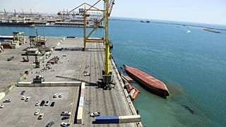 عکس آرشیوی است