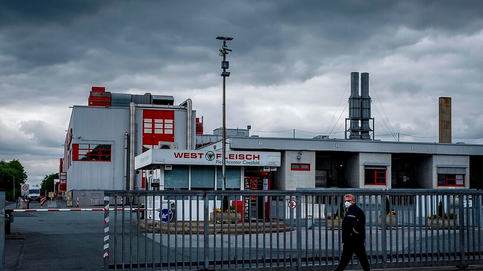 Virus Outbreak Germany Slaughterhouse