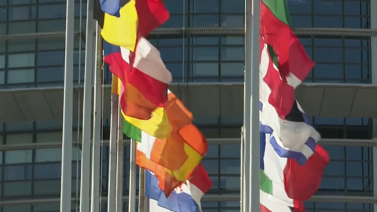Proposta franco-alemã sobre fundo de recuperação agita UE