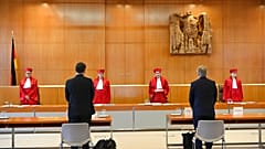Justiça alemã condena espionagem a jornalistas