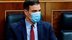 Pedro Sánchez con mascarilla