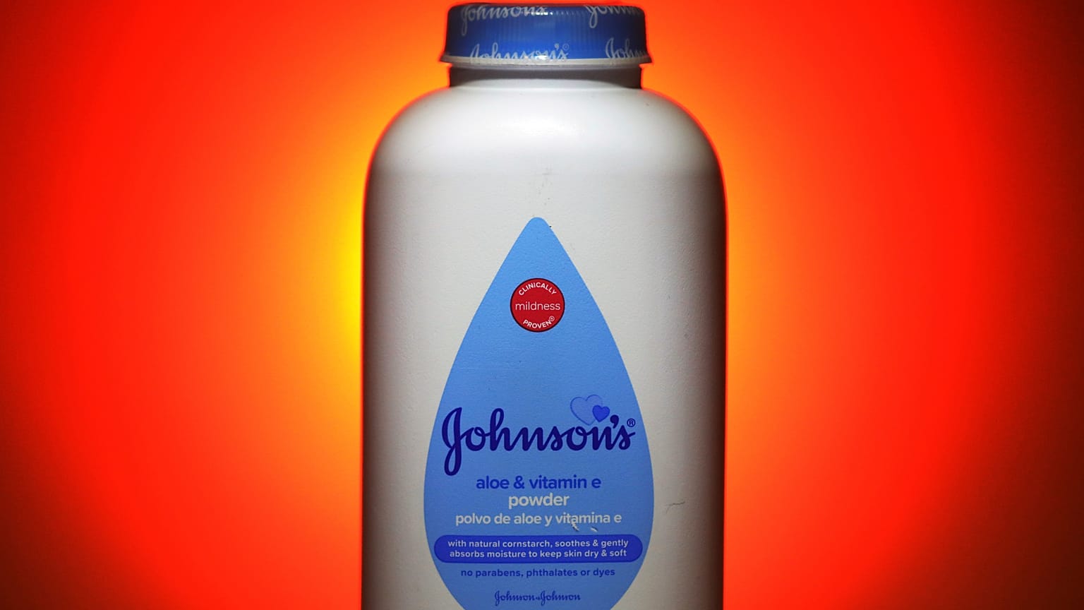 CORRECTION Baby Powder Johnson & Johnson