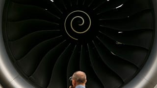 a Rolls-Royce engine on an Airbus A350 XWB test flight aircraft