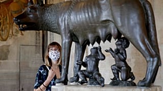 Reabren los grandes museos europeos